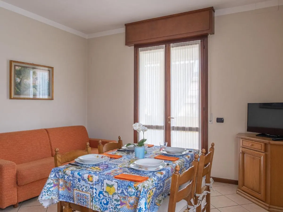 Apartment Bonatti By Interhome Rivoltella del Garda Itália